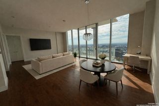 610 E Market St Unit 2803, San Antonio, TX 78205