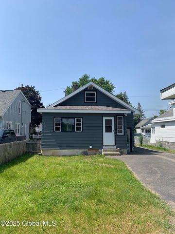 618 Poutre Avenue, Rotterdam, NY 12306