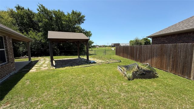 1203 Timberfalls Drive, Anna, TX 75409