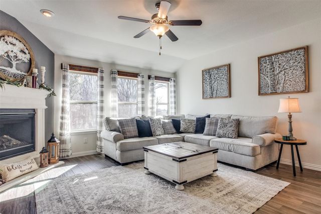1203 Timberfalls Drive, Anna, TX 75409