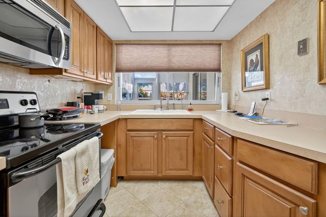 5580 Tamberlane Circle 133, Palm Beach Gardens, FL 33418