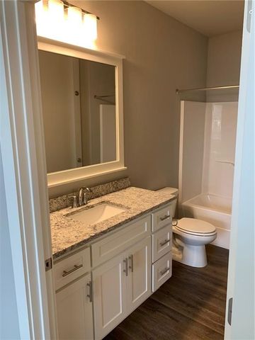 1731 W Deane Street, Fayetteville, AR 72704