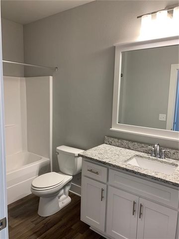 1731 W Deane Street, Fayetteville, AR 72704