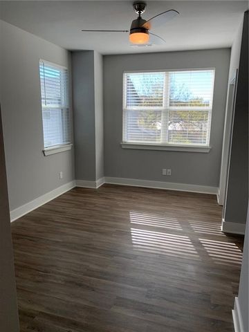 1731 W Deane Street, Fayetteville, AR 72704