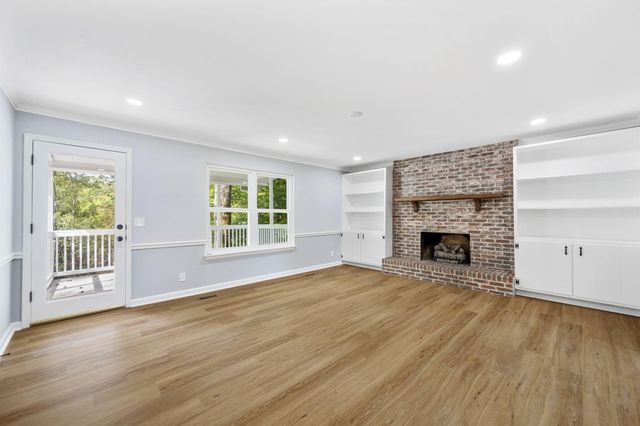 1639 Colonial Shores Drive, Hixson, TN 37343