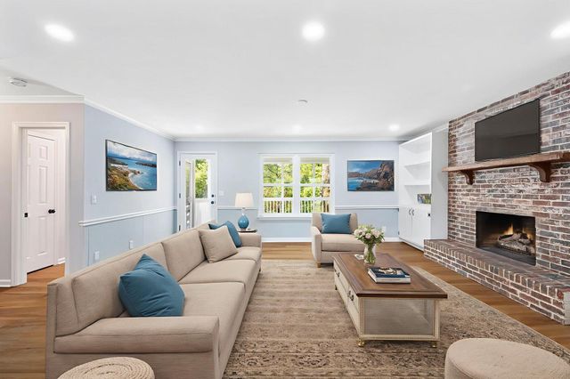 1639 Colonial Shores Drive, Hixson, TN 37343