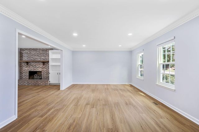 1639 Colonial Shores Drive, Hixson, TN 37343