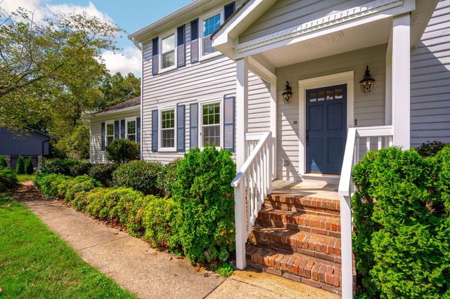 1639 Colonial Shores Drive, Hixson, TN 37343