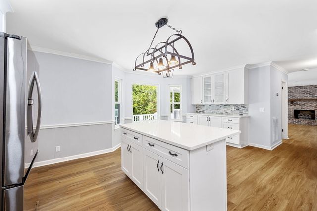 1639 Colonial Shores Drive, Hixson, TN 37343