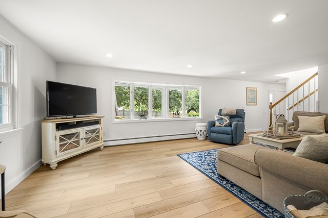 3 Russell Dr, Harwich, MA 02645