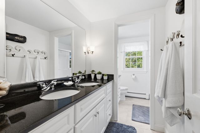 3 Russell Dr, Harwich, MA 02645