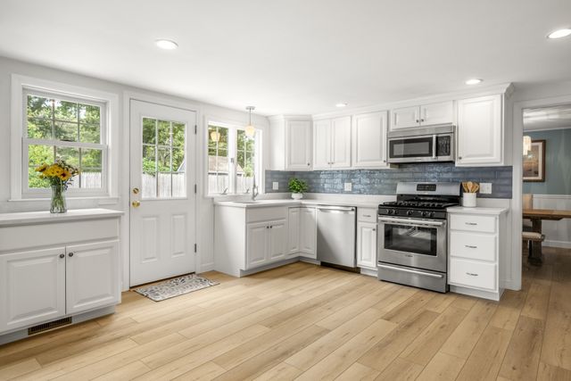 3 Russell Dr, Harwich, MA 02645
