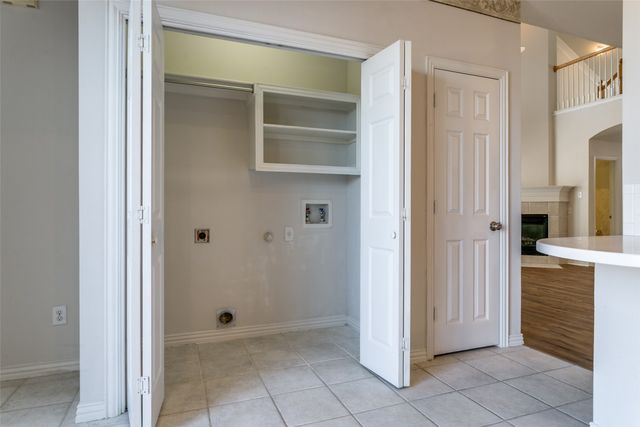 511 Poplar Lane, Irving, TX 75063