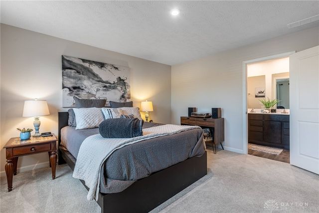 6487 Tralee Lane, Goshen, OH 45122