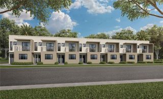 13838 SW 261 TER, Miami, FL 33032