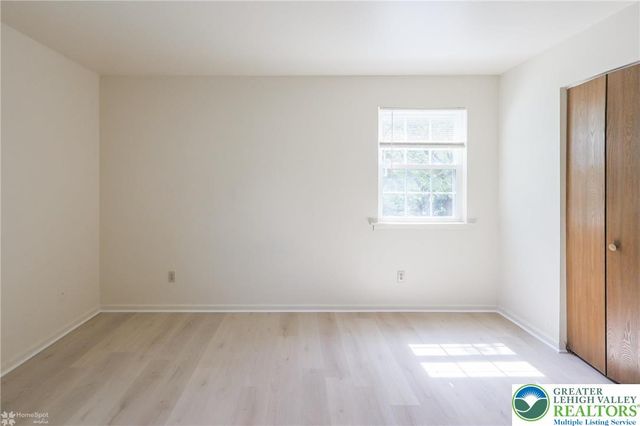 1464 Cedar Crest Avenue 18, South Whitehall Twp, PA 18104