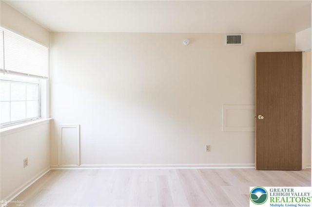 1464 Cedar Crest Avenue 18, South Whitehall Twp, PA 18104