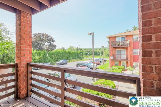 1464 Cedar Crest Avenue 18, South Whitehall Twp, PA 18104