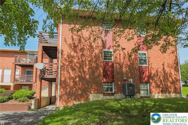 1464 Cedar Crest Avenue 18, South Whitehall Twp, PA 18104