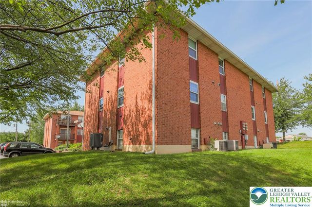 1464 Cedar Crest Avenue 18, South Whitehall Twp, PA 18104