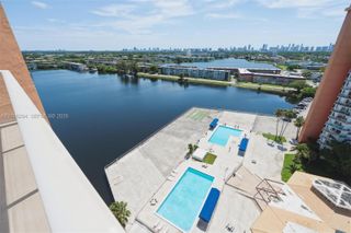1301 NE Miami Gardens Dr 1515W, Miami, FL 33179