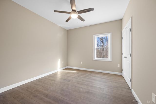 1720 Oak Ridge Road, Appomattox, VA 24522