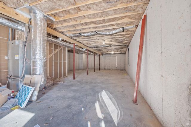 1720 Oak Ridge Road, Appomattox, VA 24522