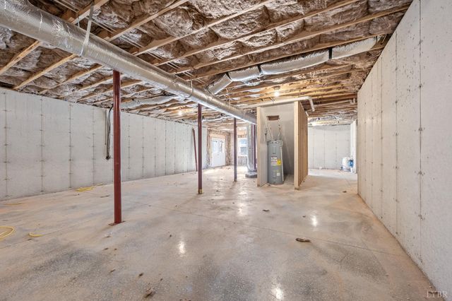 1720 Oak Ridge Road, Appomattox, VA 24522