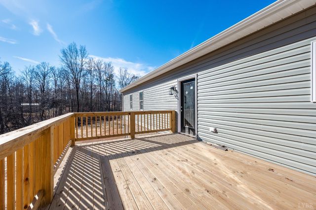 1720 Oak Ridge Road, Appomattox, VA 24522
