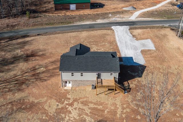 1720 Oak Ridge Road, Appomattox, VA 24522