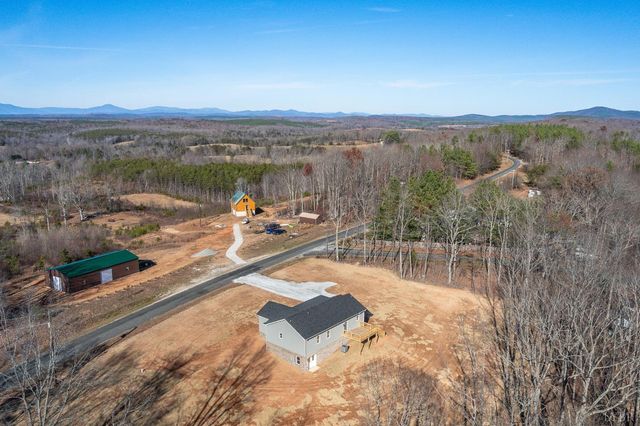 1720 Oak Ridge Road, Appomattox, VA 24522