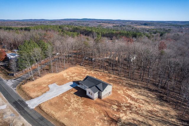 1720 Oak Ridge Road, Appomattox, VA 24522