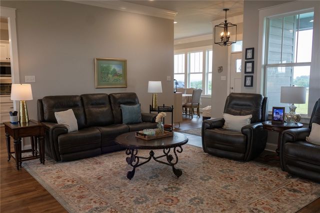 1694 Henry Prairie Road, Franklin, TX 77856