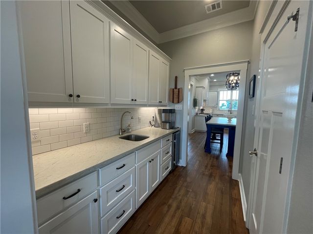 1694 Henry Prairie Road, Franklin, TX 77856