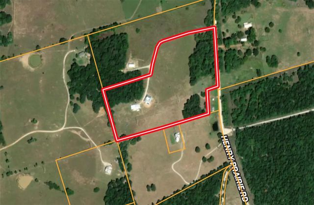 1694 Henry Prairie Road, Franklin, TX 77856