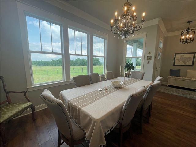 1694 Henry Prairie Road, Franklin, TX 77856