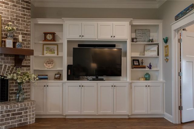 1694 Henry Prairie Road, Franklin, TX 77856
