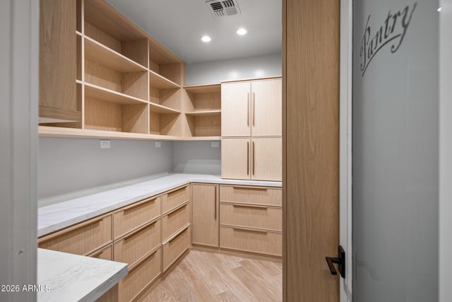 12671 S HONAH LEE Court, Phoenix, AZ 85044