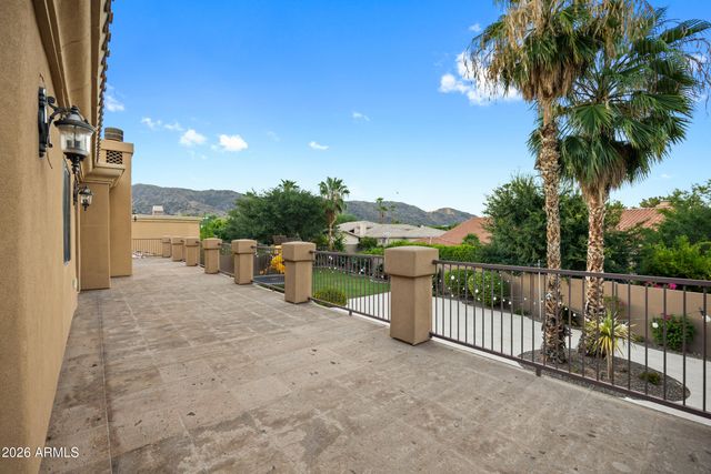 12671 S HONAH LEE Court, Phoenix, AZ 85044