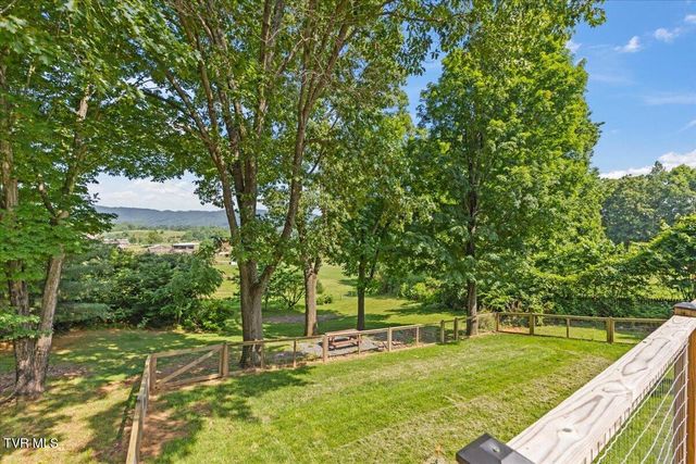 152 Cochran Road, Jonesborough, TN 37659
