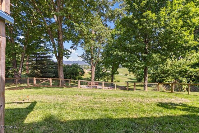 152 Cochran Road, Jonesborough, TN 37659