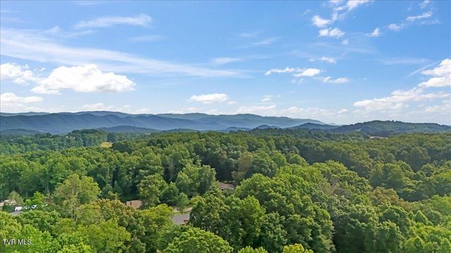 152 Cochran Road, Jonesborough, TN 37659