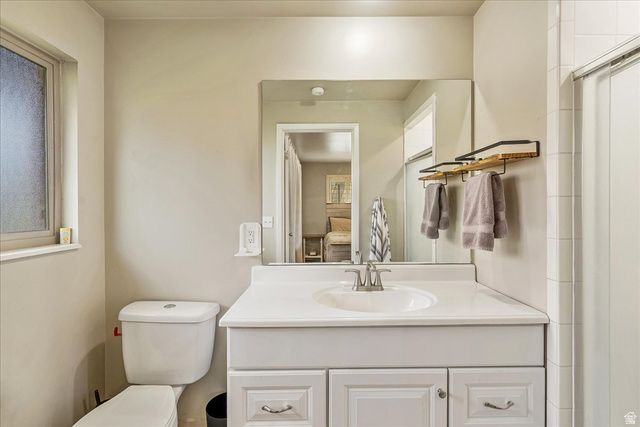 6075 S 2125 W, Roy, UT 84067