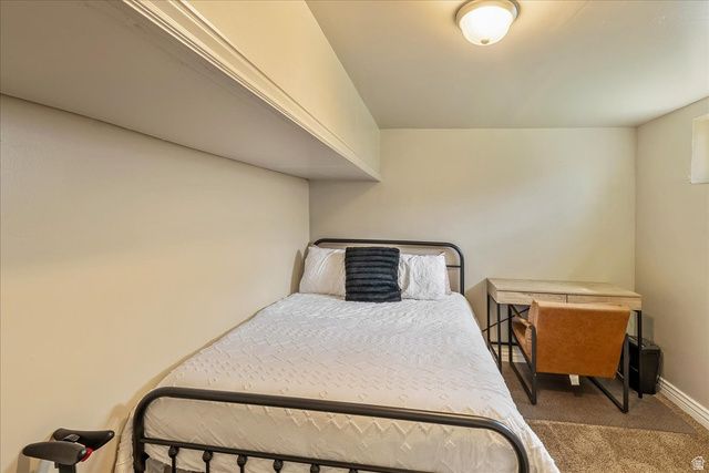 6075 S 2125 W, Roy, UT 84067
