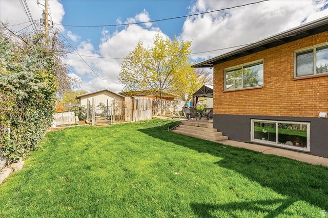 6075 S 2125 W, Roy, UT 84067