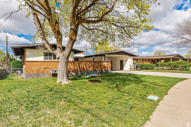 6075 S 2125 W, Roy, UT 84067