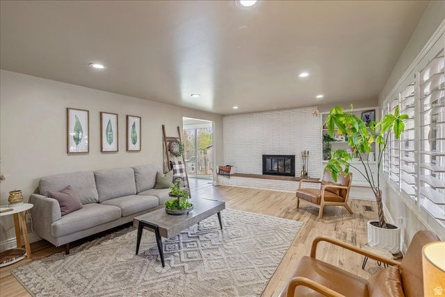 6075 S 2125 W, Roy, UT 84067