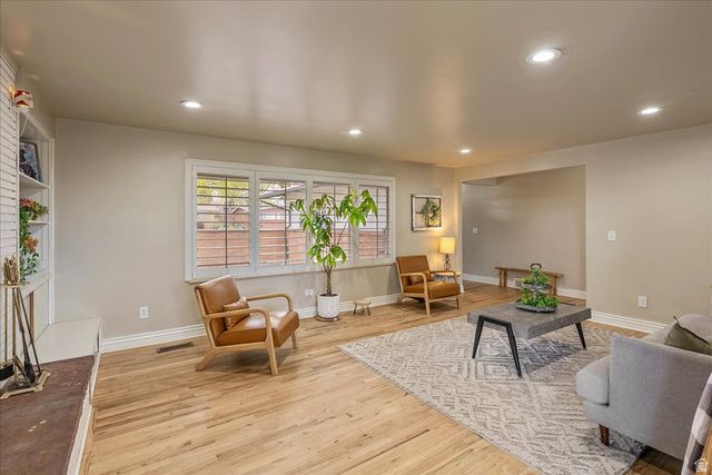 6075 S 2125 W, Roy, UT 84067