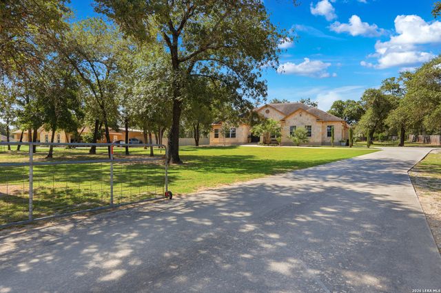 228 county road 6864, Natalia, TX 78059