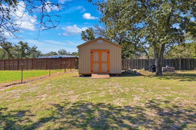 228 county road 6864, Natalia, TX 78059